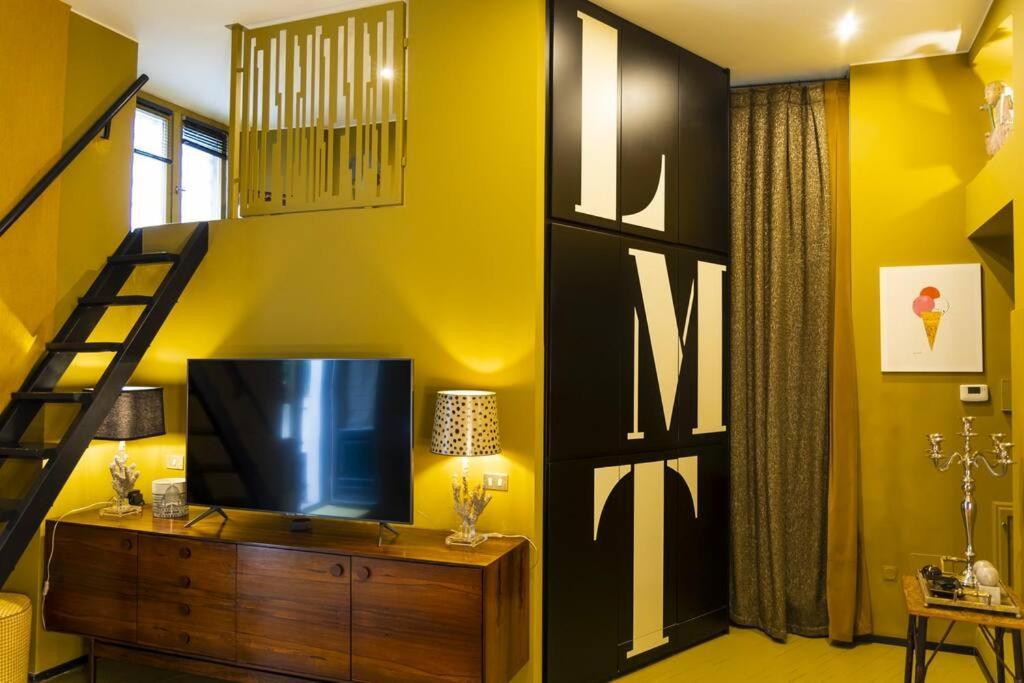 Luxury Bohemian Suite With Private Garden In Milano Ngoại thất bức ảnh