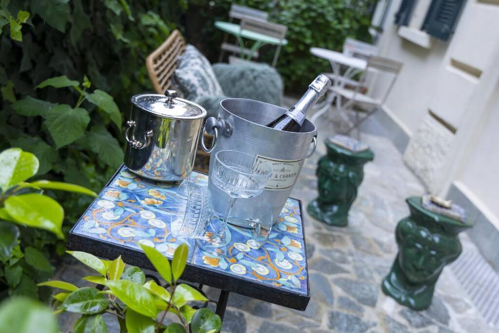 Luxury Bohemian Suite With Private Garden In Milano Ngoại thất bức ảnh