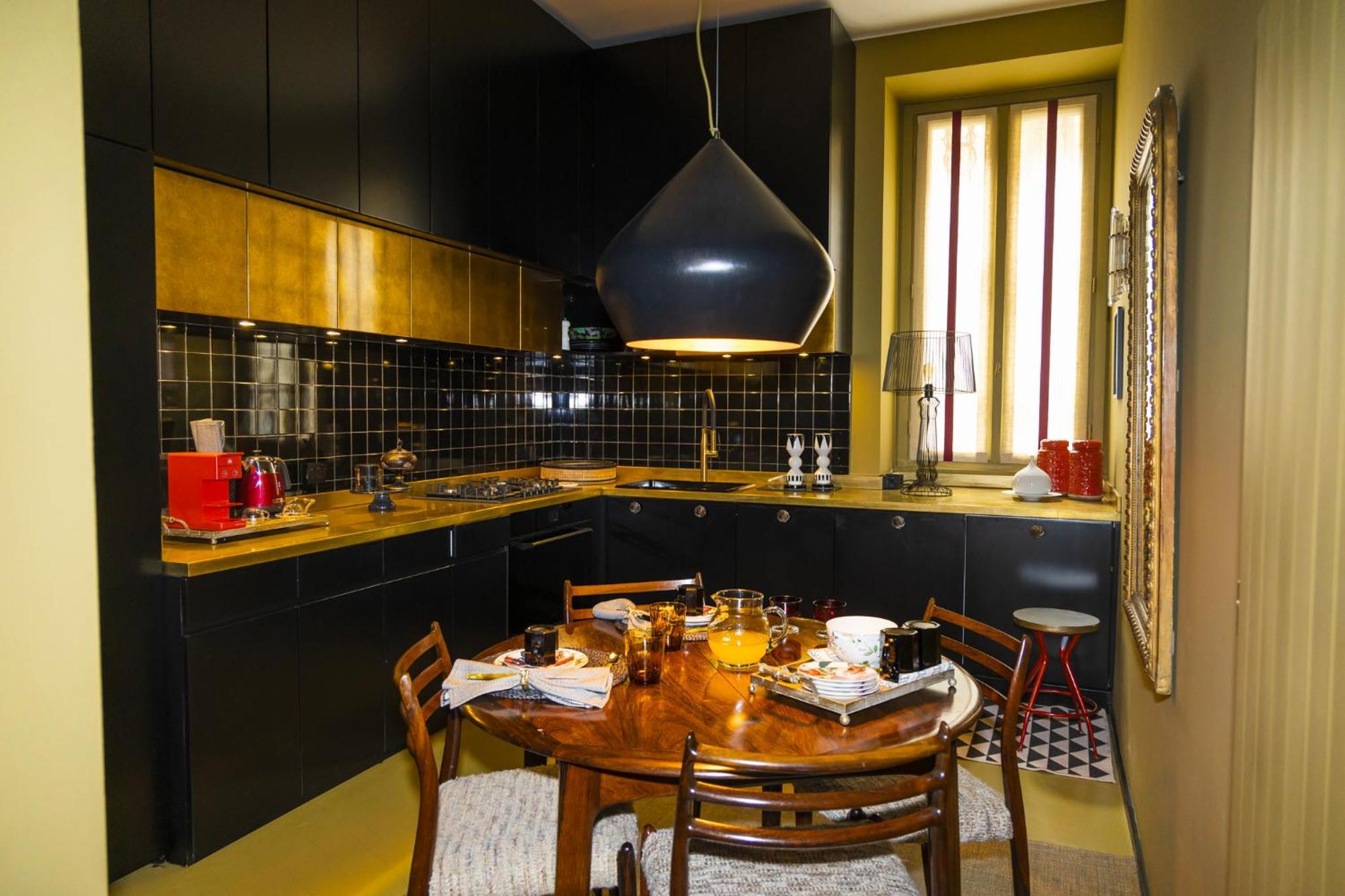 Luxury Bohemian Suite With Private Garden In Milano Ngoại thất bức ảnh
